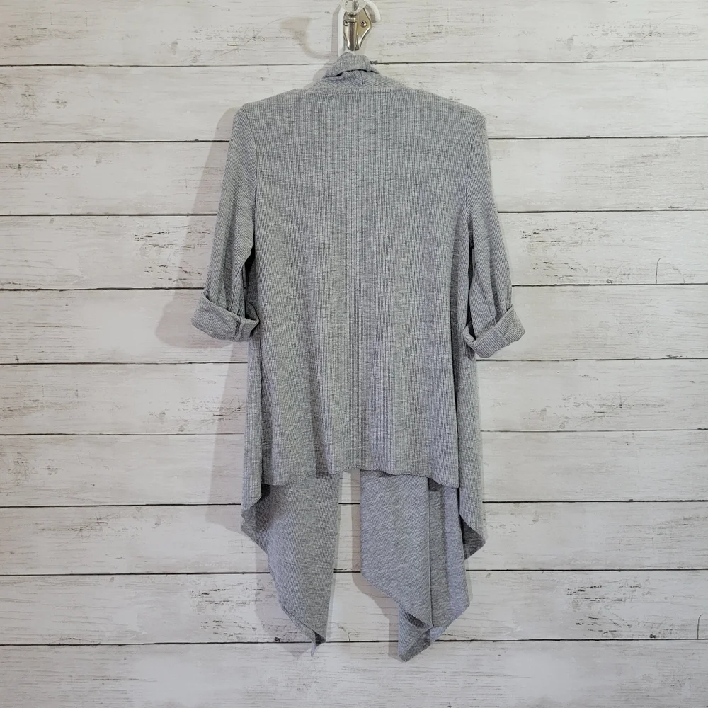 Justice Gray Waterfall Cardigan‎ Roll Tab Sleeve Very Lightweight Size 7